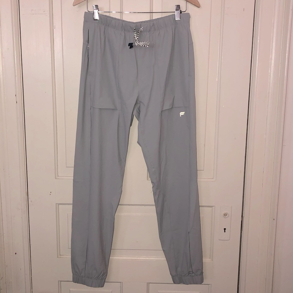 Fabletics The One Jogger Pants Light Grey Size Medium NWT